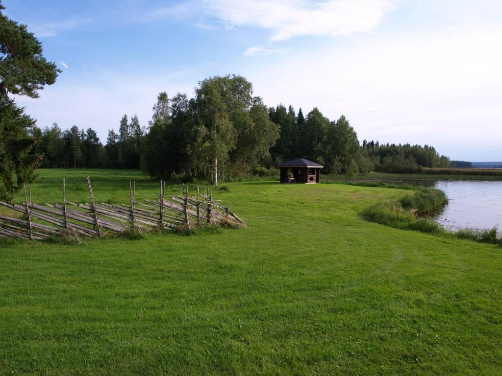 Guest House Haapaniemen Hirsikartano Iisalmi Exterior foto